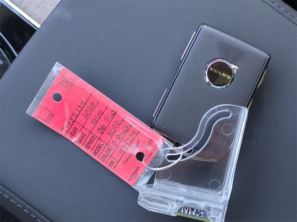 Thumbnail: 2026 Volvo XC90 - 33