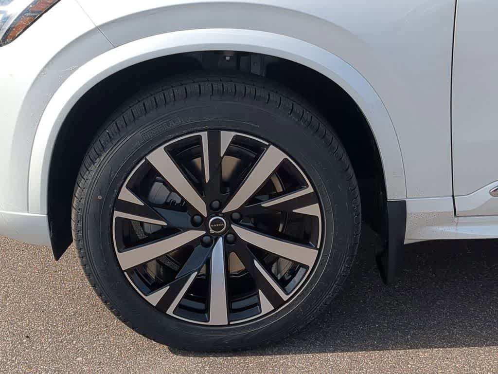 Thumbnail: 2026 Volvo XC90 - 13