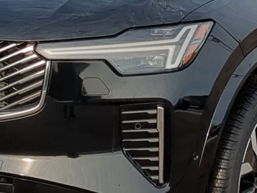 Thumbnail: 2026 Volvo XC90 - 10