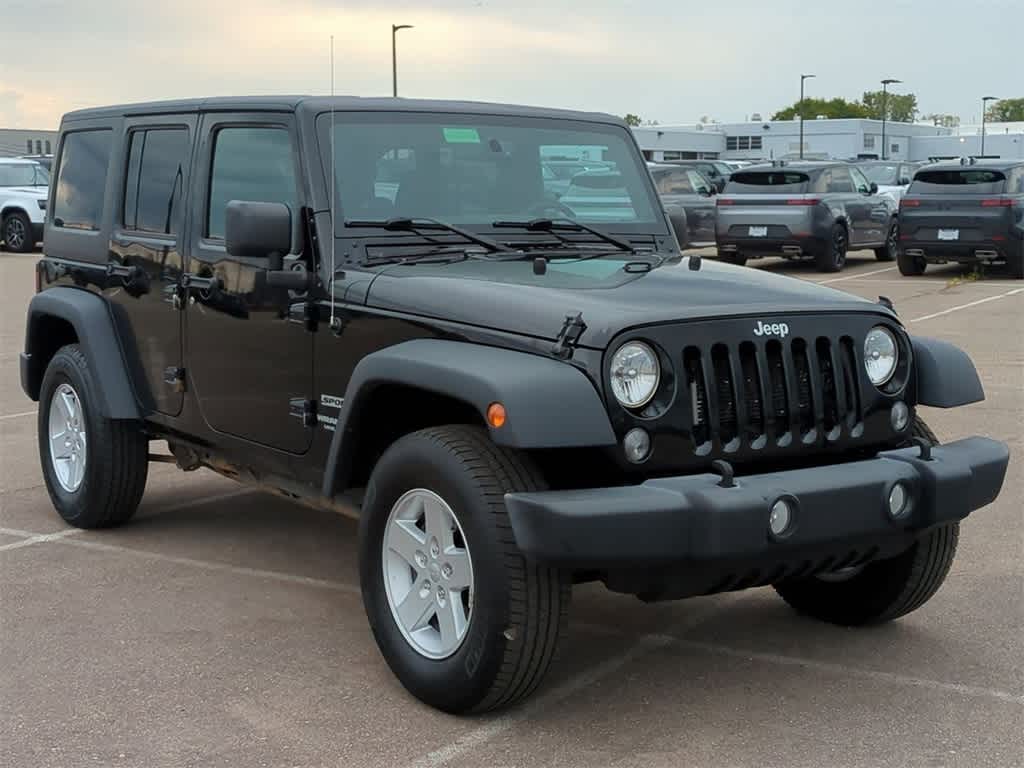 Thumbnail: 2017 Jeep Wrangler - 8