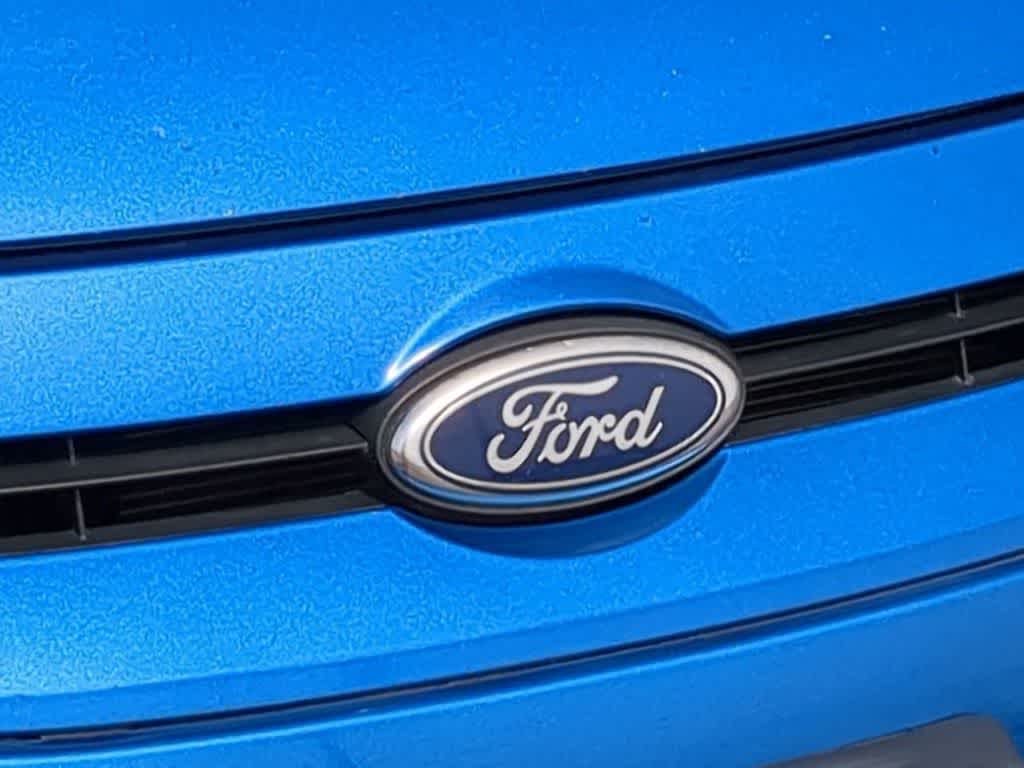 Thumbnail: 2011 Ford Fiesta - 11
