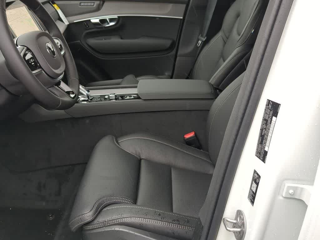 Thumbnail: 2026 Volvo XC90 - 15