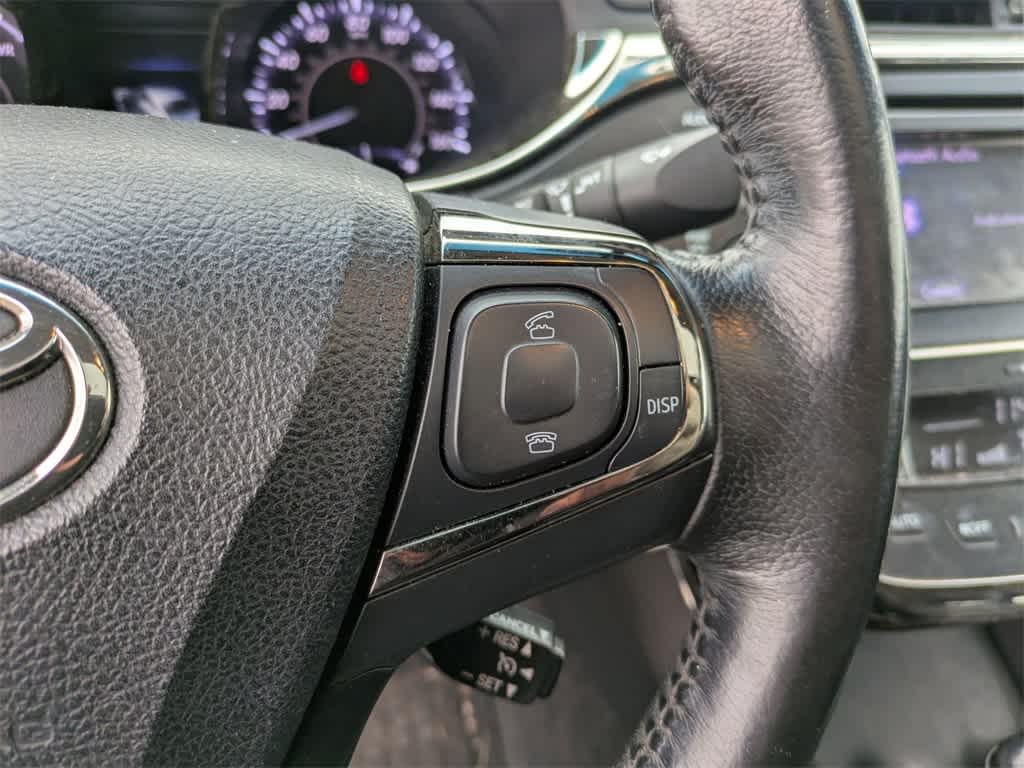 Thumbnail: 2013 Toyota Avalon - 25