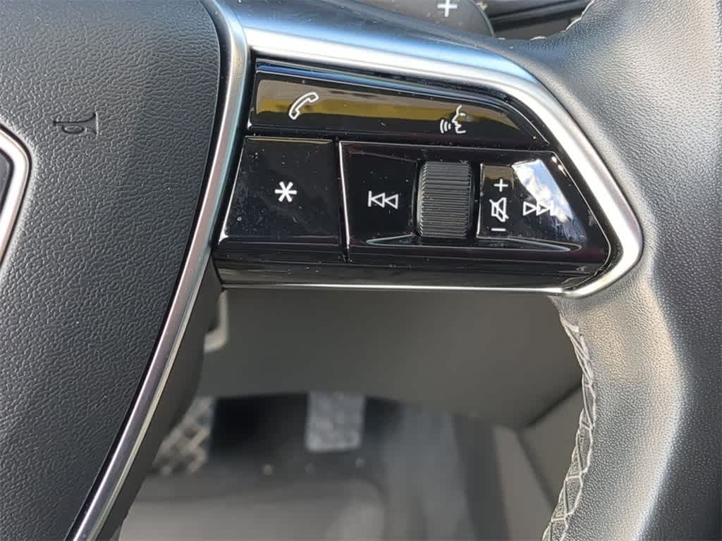 Thumbnail: 2021 Audi A6 - 16