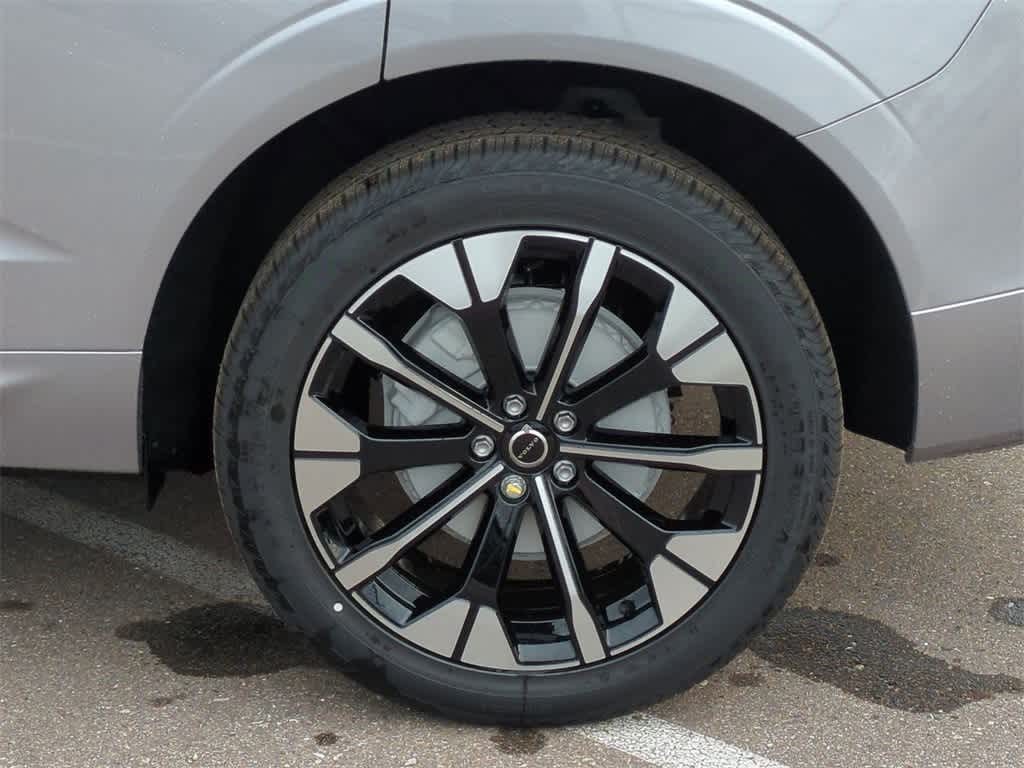 Thumbnail: 2026 Volvo XC60 - 13