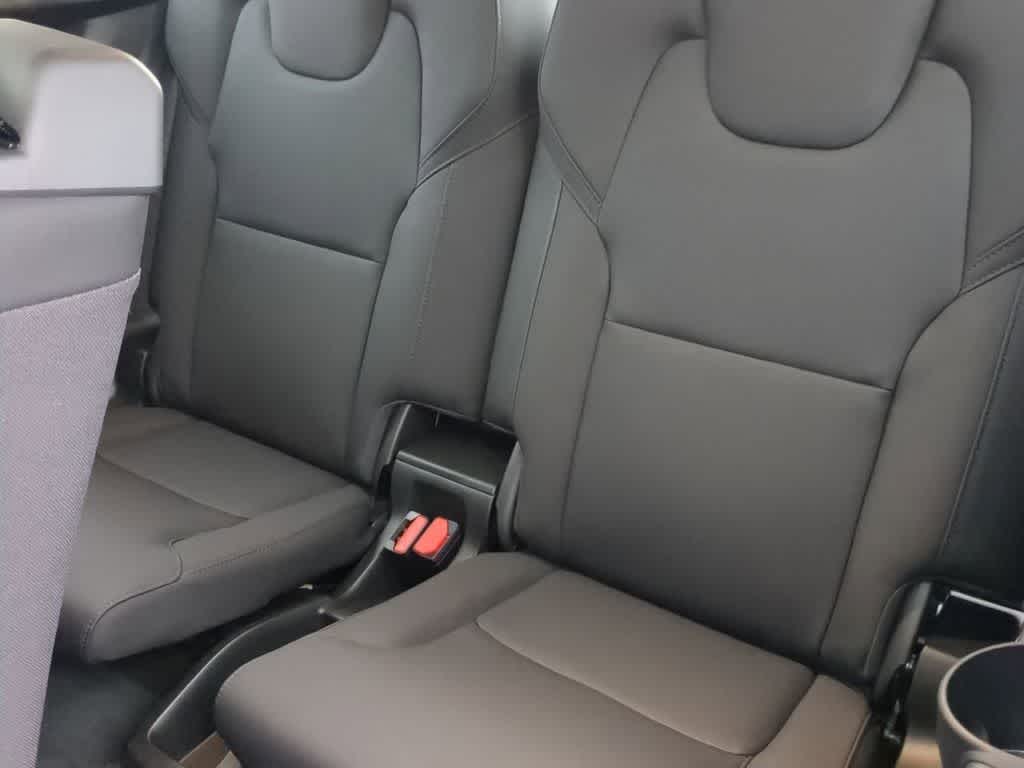 Thumbnail: 2026 Volvo XC90 - 20