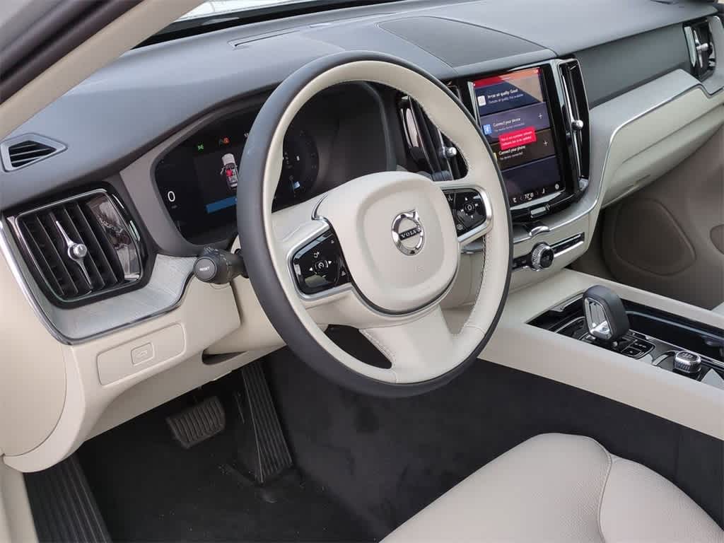 Thumbnail: 2025 Volvo XC60 - 2