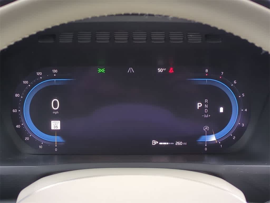 Thumbnail: 2023 Volvo XC90 - 32