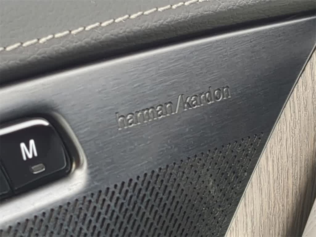 Thumbnail: 2023 Volvo XC90 - 31