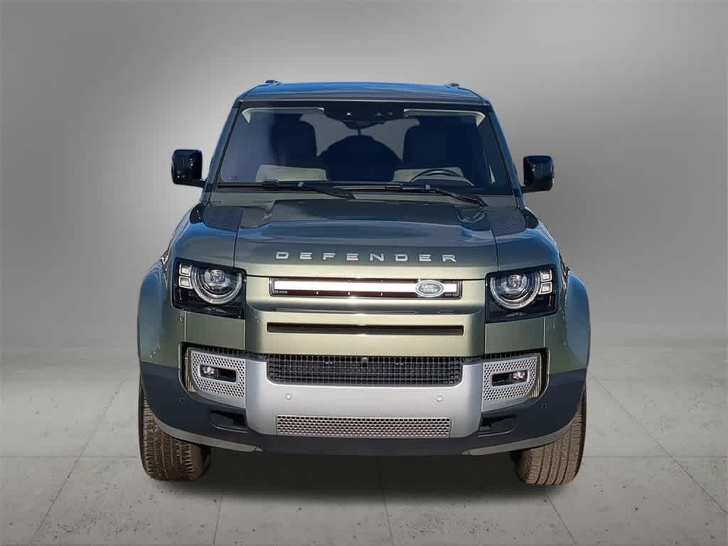 Thumbnail: 2022 Land Rover Defender - 9