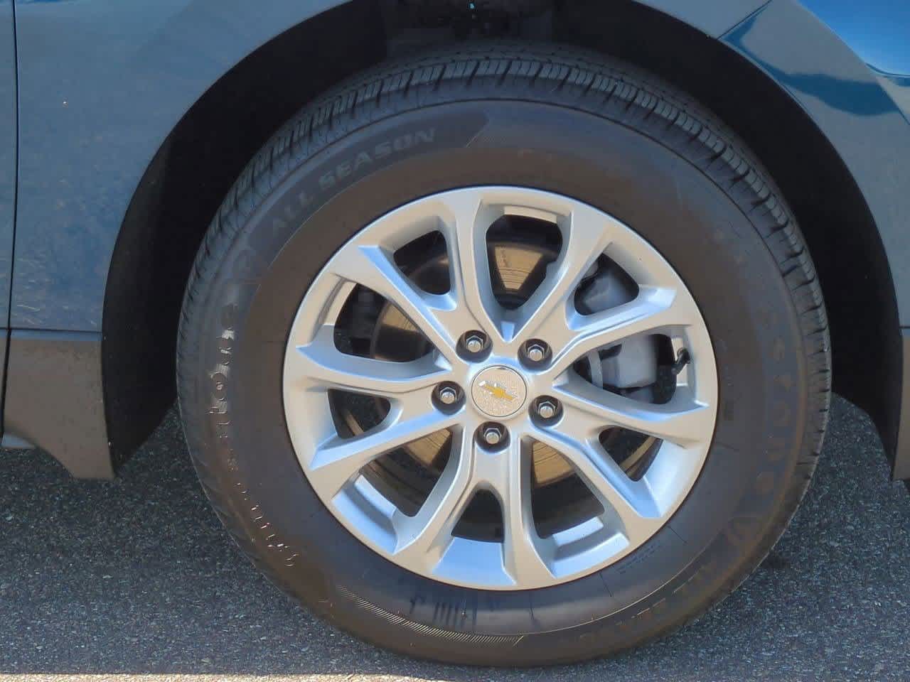 2020 Chevrolet Equinox LT 13