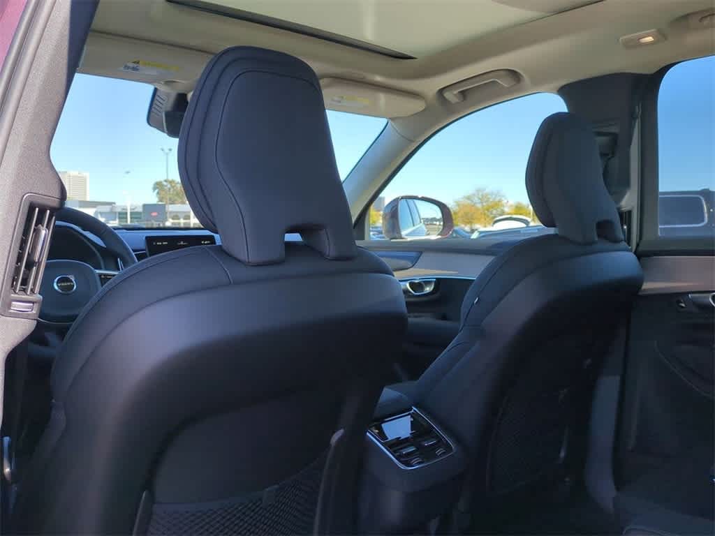 Thumbnail: 2026 Volvo XC90 - 16