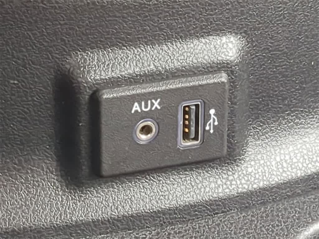 Thumbnail: 2019 Nissan Versa - 28