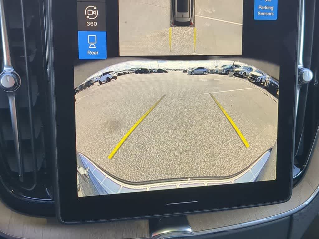 Thumbnail: 2026 Volvo XC60 - 28