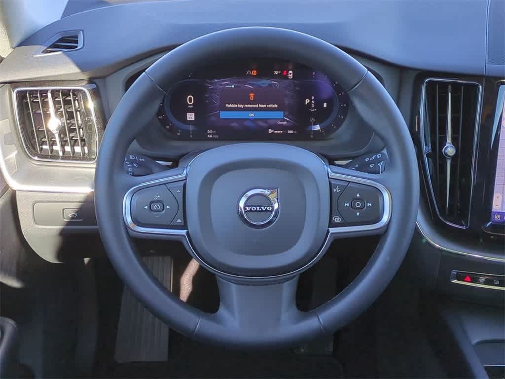 Thumbnail: 2023 Volvo XC60 - 23