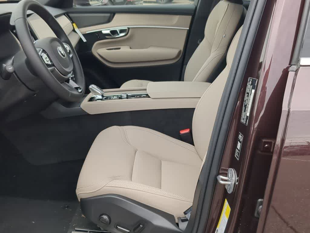 Thumbnail: 2026 Volvo XC90 - 15