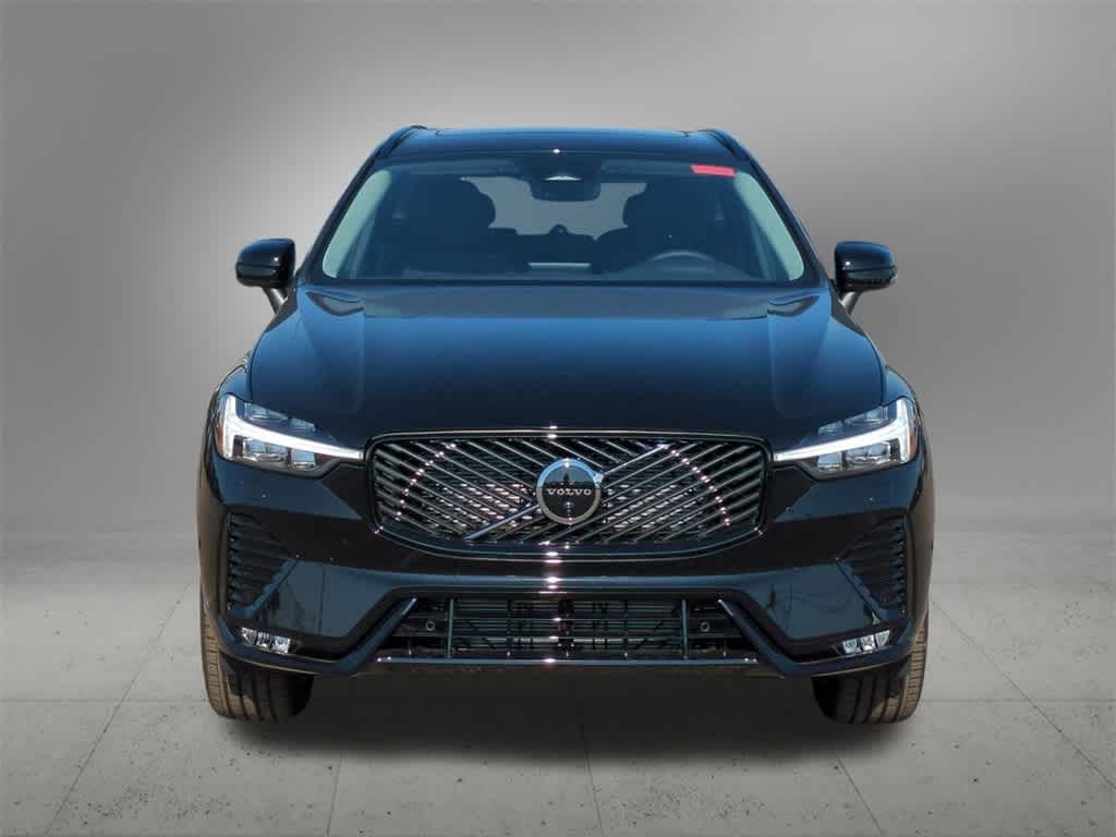 Thumbnail: 2026 Volvo XC60 - 9