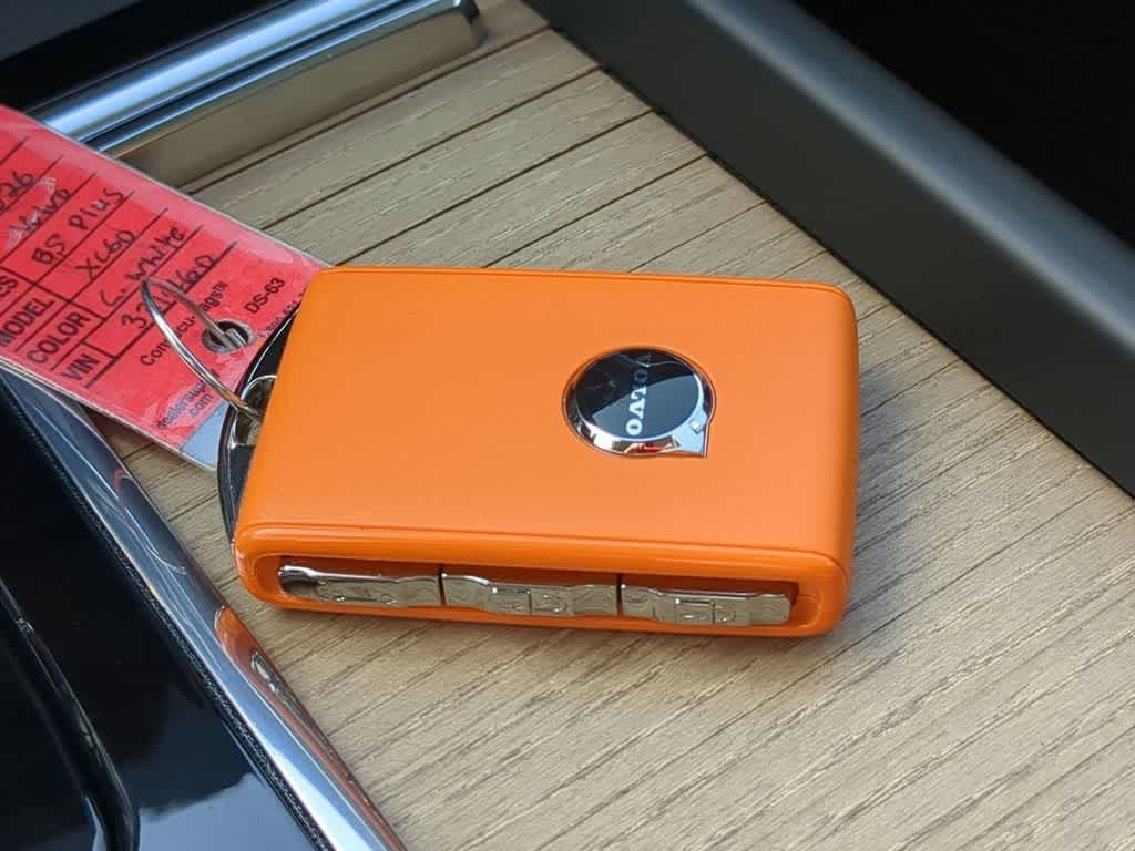 Thumbnail: 2026 Volvo XC60 - 32