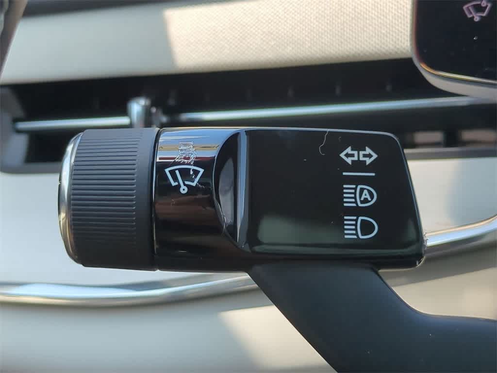 Thumbnail: 2025 Volvo EX90 - 27