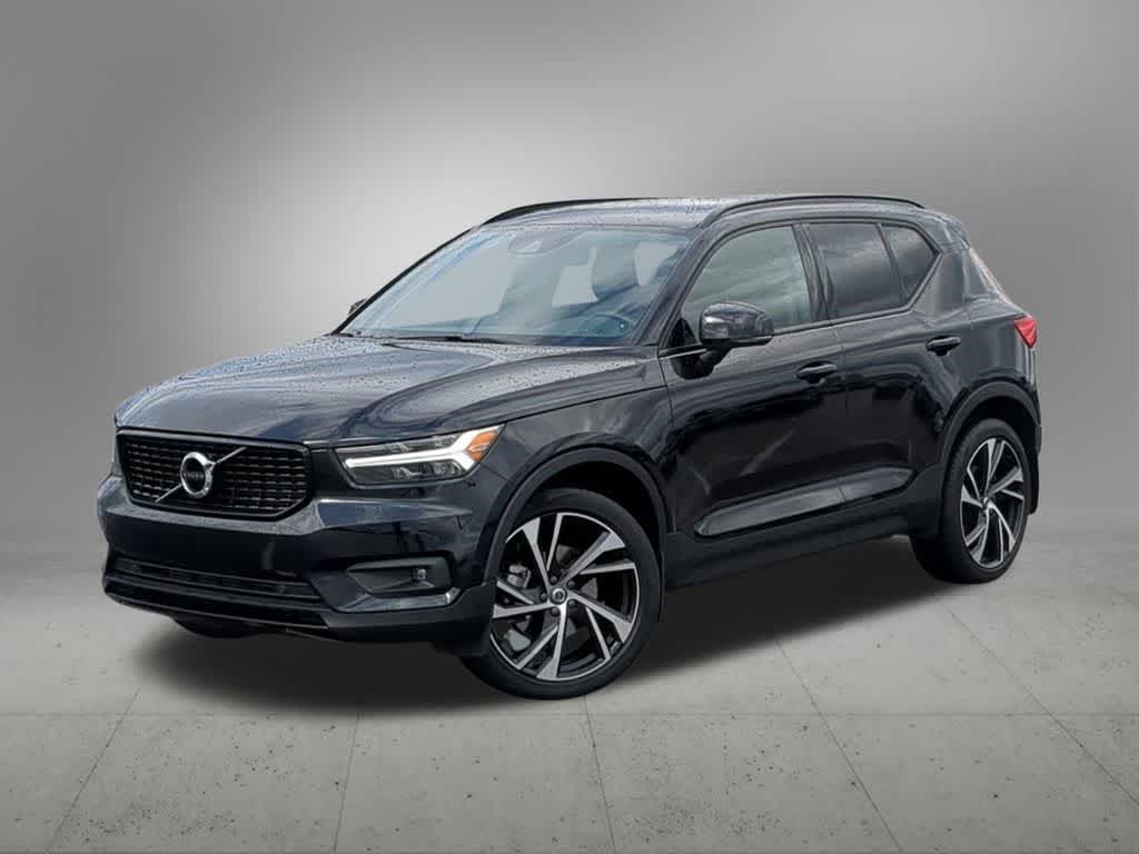 2021 Volvo XC40 T5 R-Design AWD's photo