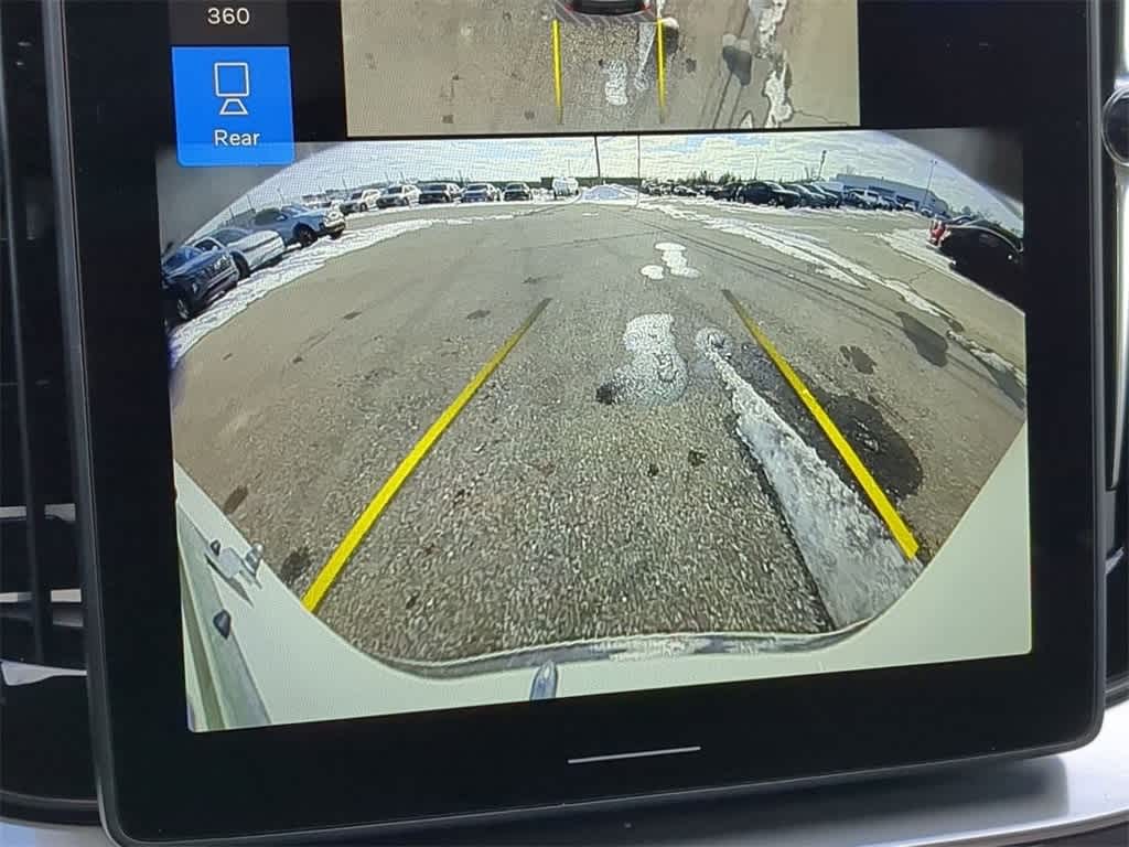 Thumbnail: 2026 Volvo XC90 - 30