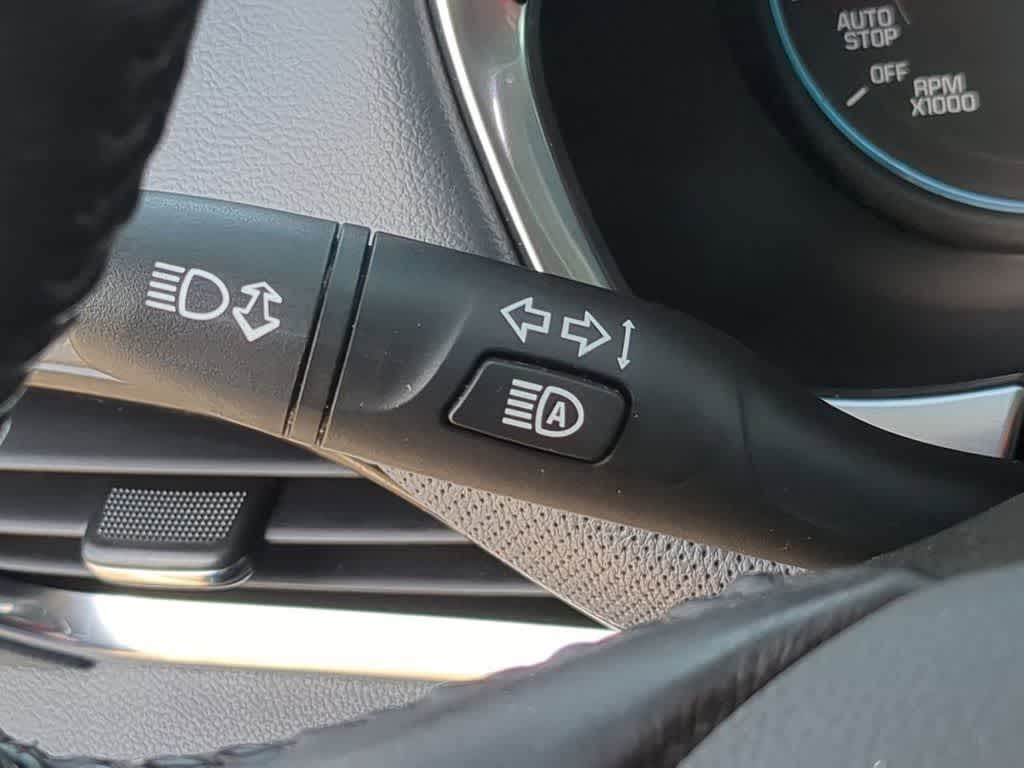 Thumbnail: 2020 Chevrolet Traverse - 25