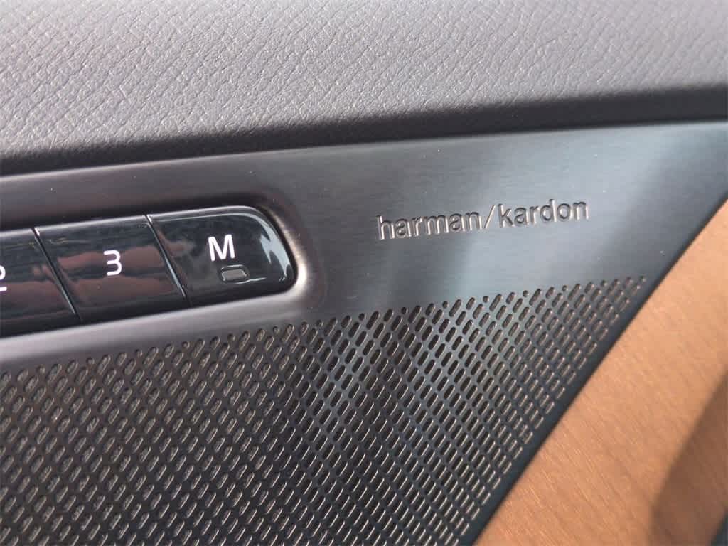 Thumbnail: 2025 Volvo XC90 - 23