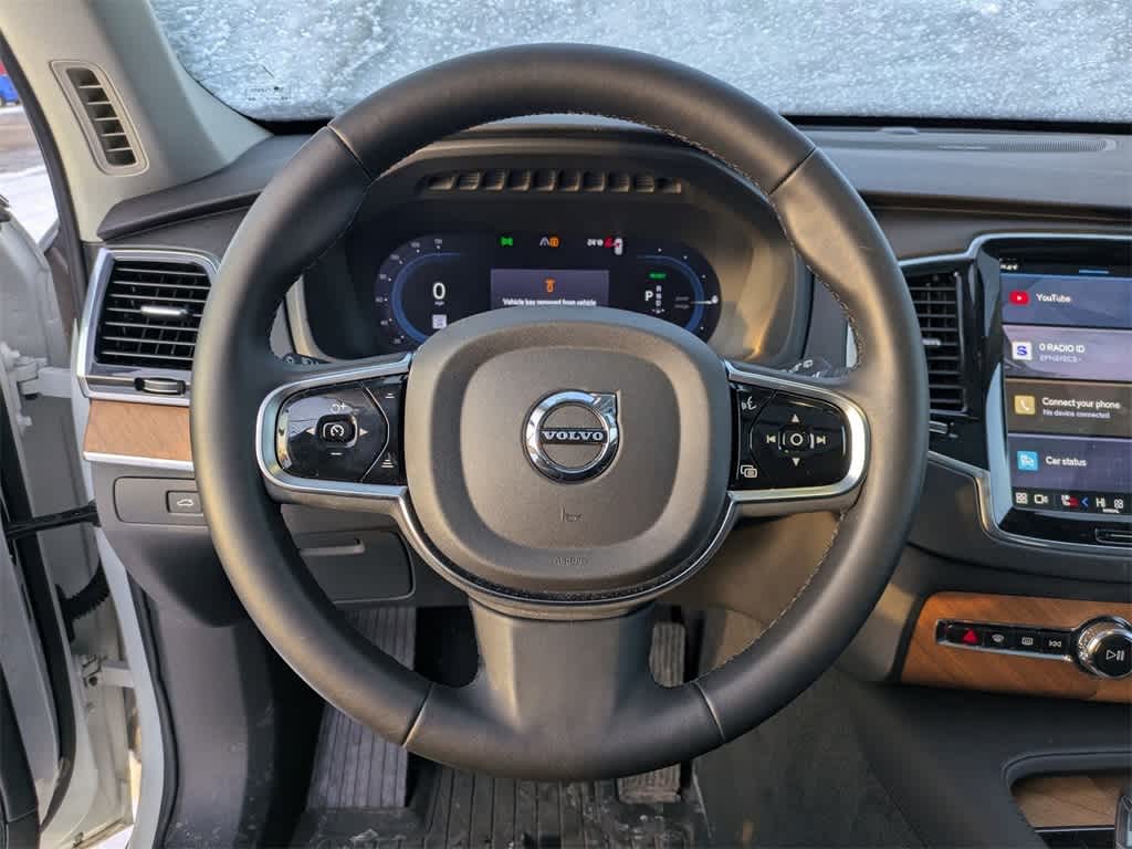 Thumbnail: 2025 Volvo XC90 - 22