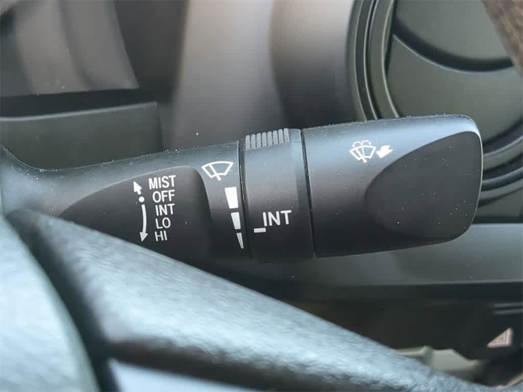 Thumbnail: 2020 Toyota Tacoma - 24