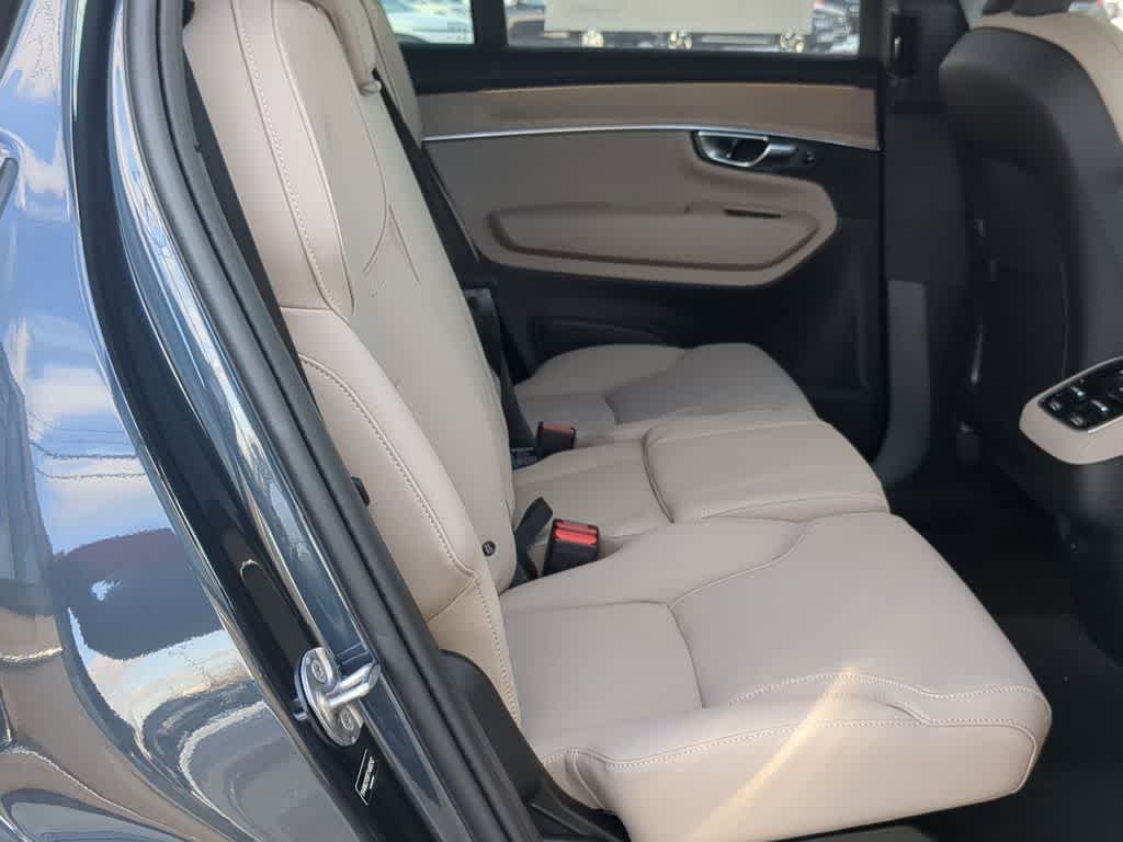 Thumbnail: 2026 Volvo XC90 - 19