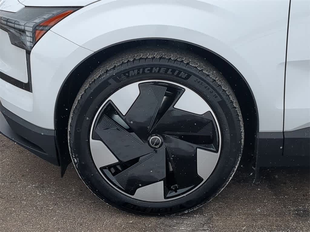 Thumbnail: 2025 Volvo EX30 - 13