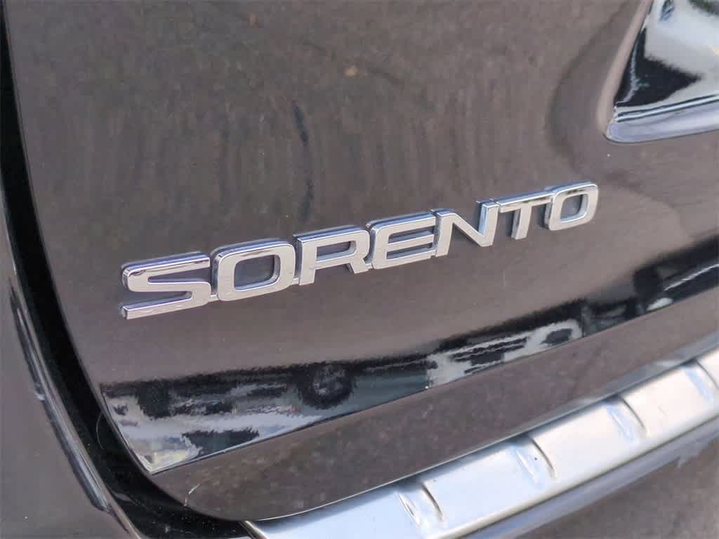 Thumbnail: 2017 Kia Sorento - 5