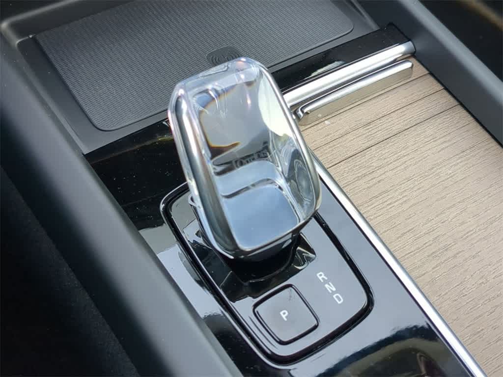 Thumbnail: 2026 Volvo XC60 - 30