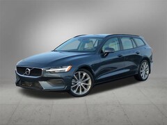 2020 Volvo V60 T5 Momentum I-4 cyl Front-Wheel Drive