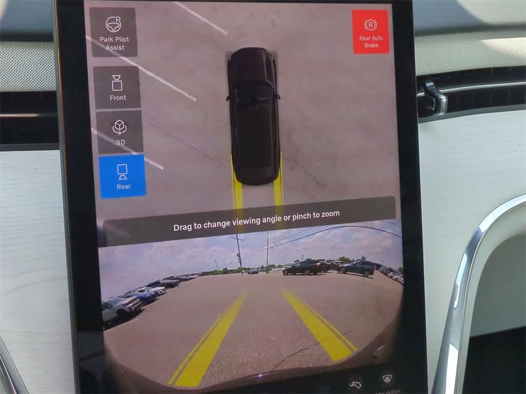 Thumbnail: 2025 Volvo EX90 - 30