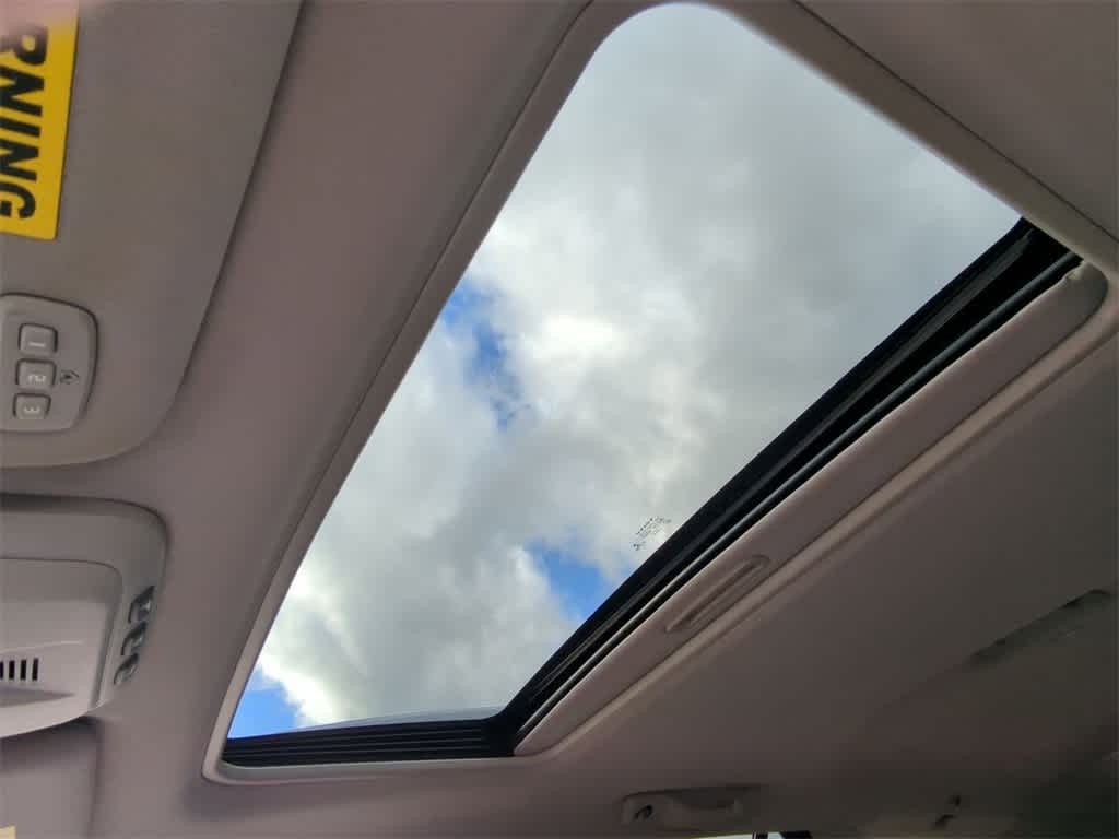 Thumbnail: 2014 Volvo XC90 - 19