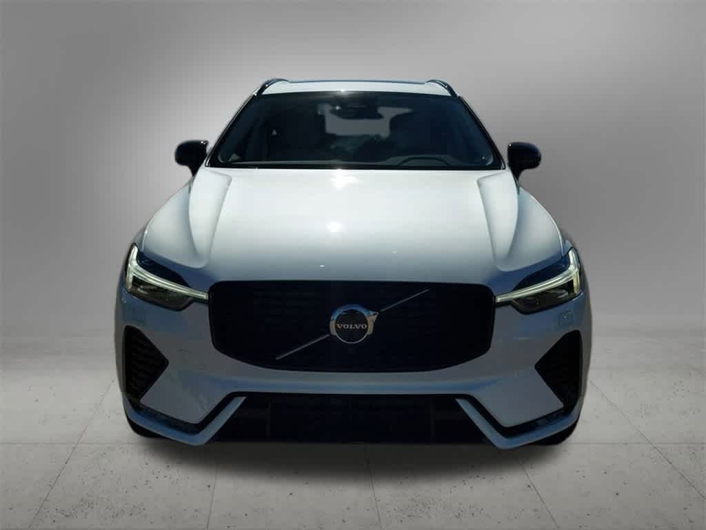 Thumbnail: 2025 Volvo XC60 - 9
