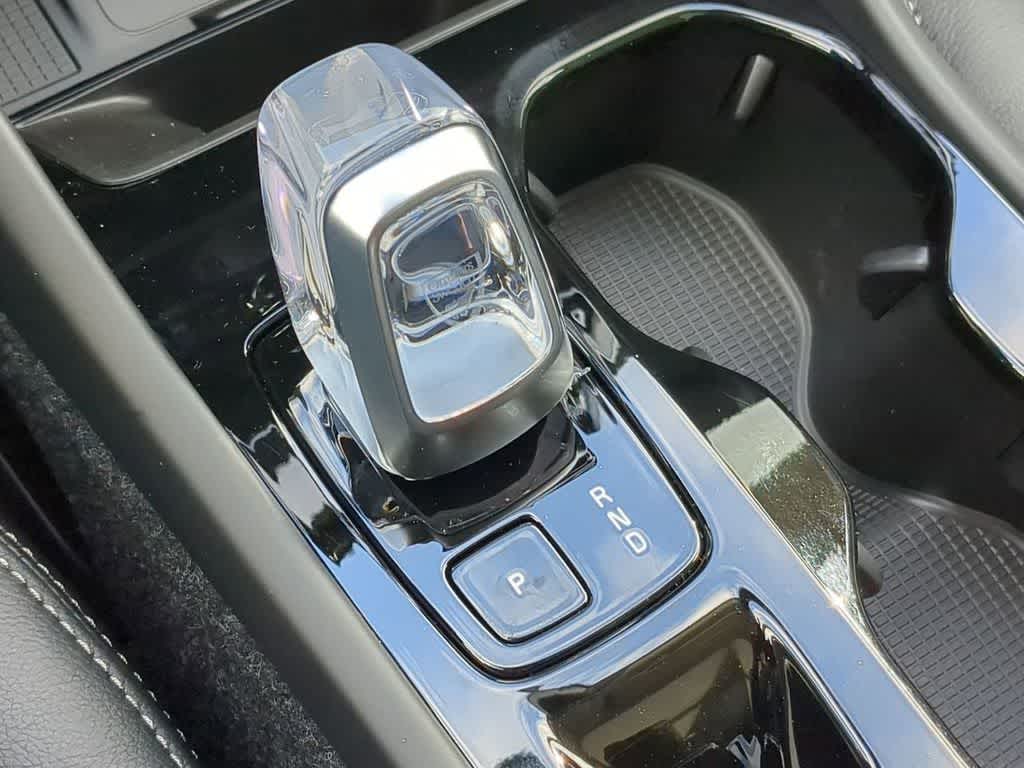 Thumbnail: 2026 Volvo XC40 - 30