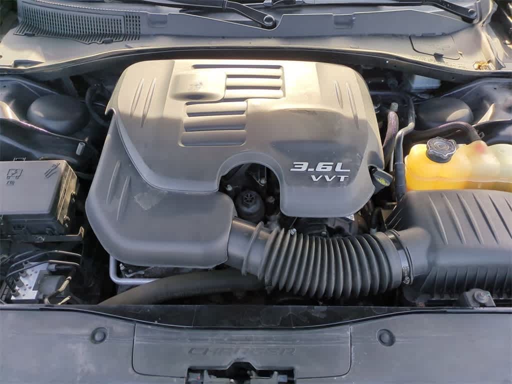 Thumbnail: 2016 Dodge Charger - 14