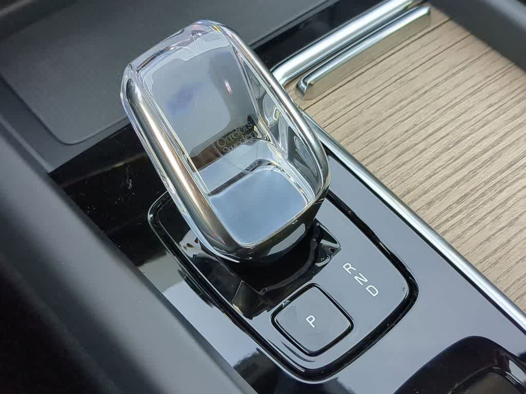 Thumbnail: 2026 Volvo XC60 - 31