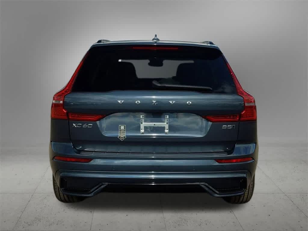 Thumbnail: 2025 Volvo XC60 - 5