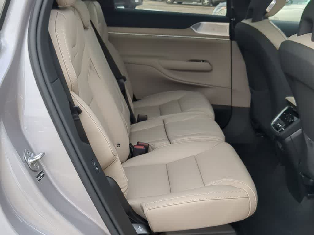 Thumbnail: 2026 Volvo EX90 - 19