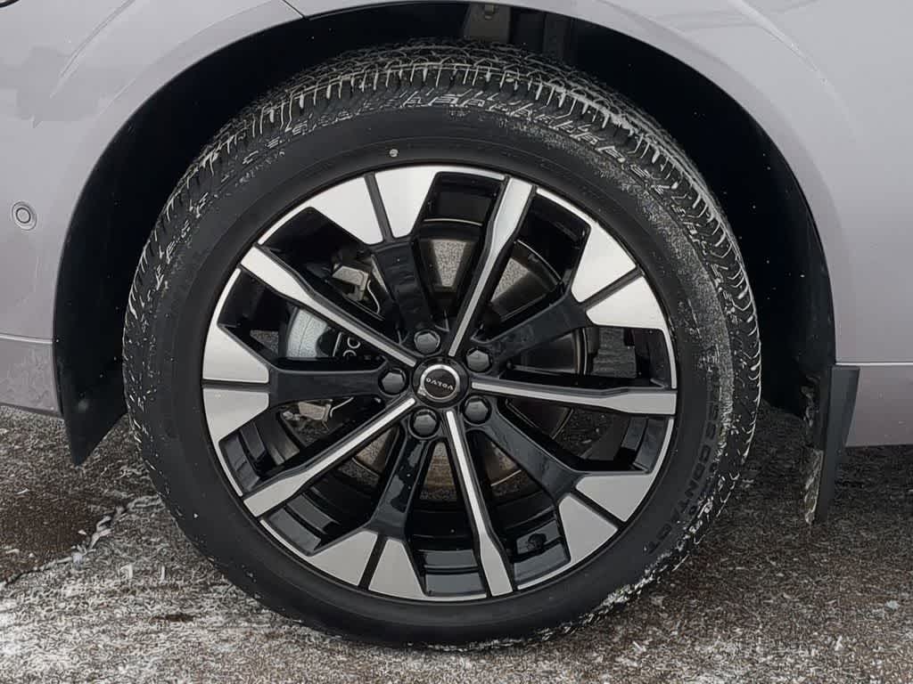 Thumbnail: 2026 Volvo XC60 - 13