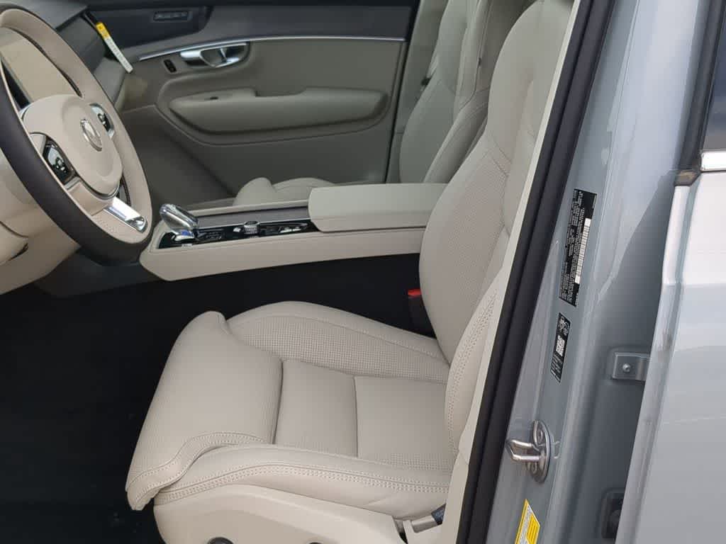 Thumbnail: 2026 Volvo XC90 - 15