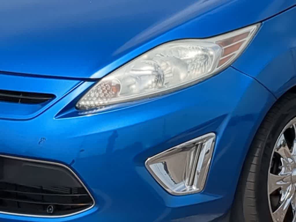 Thumbnail: 2011 Ford Fiesta - 10