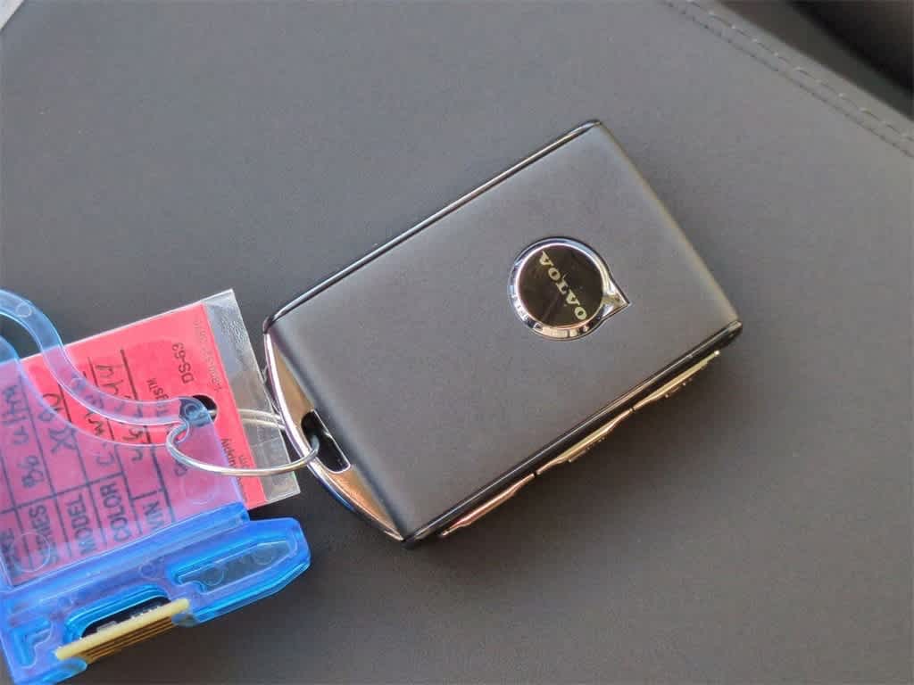 Thumbnail: 2026 Volvo XC90 - 26