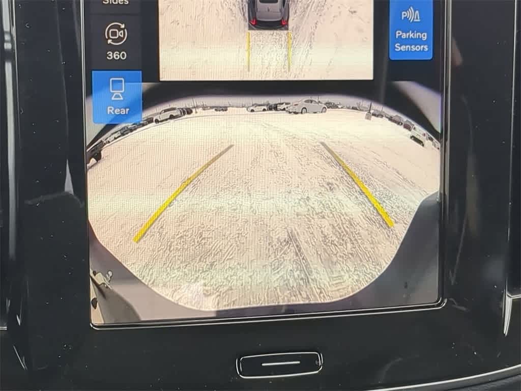 Thumbnail: 2026 Volvo XC40 - 29