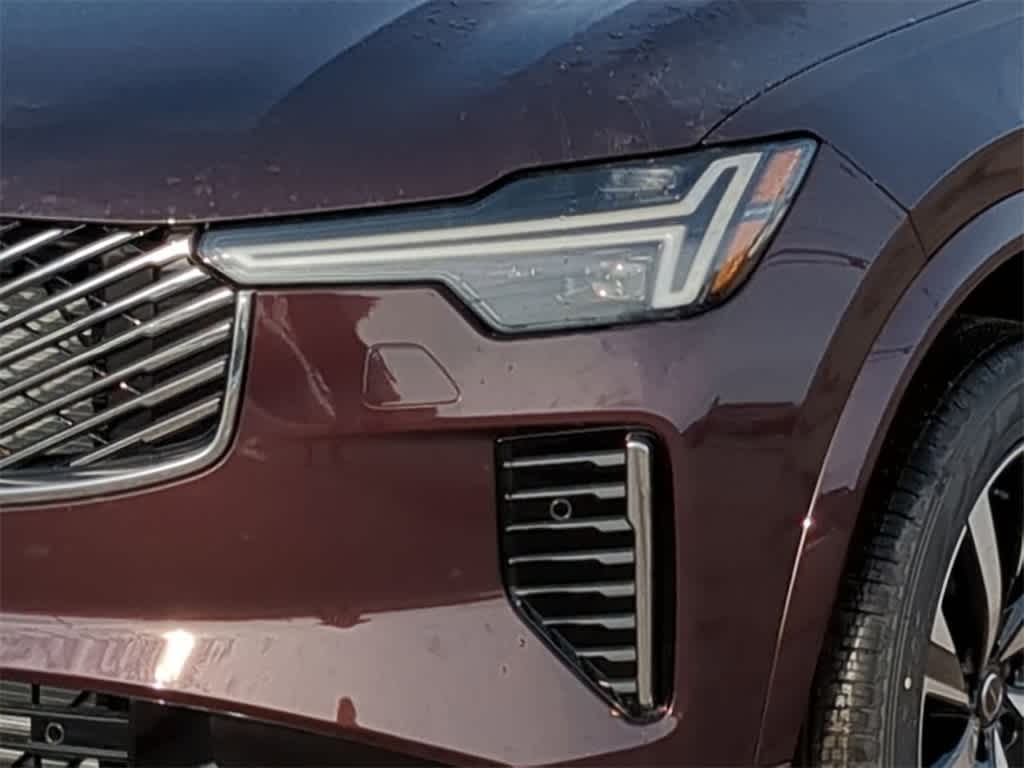 Thumbnail: 2026 Volvo XC90 - 10