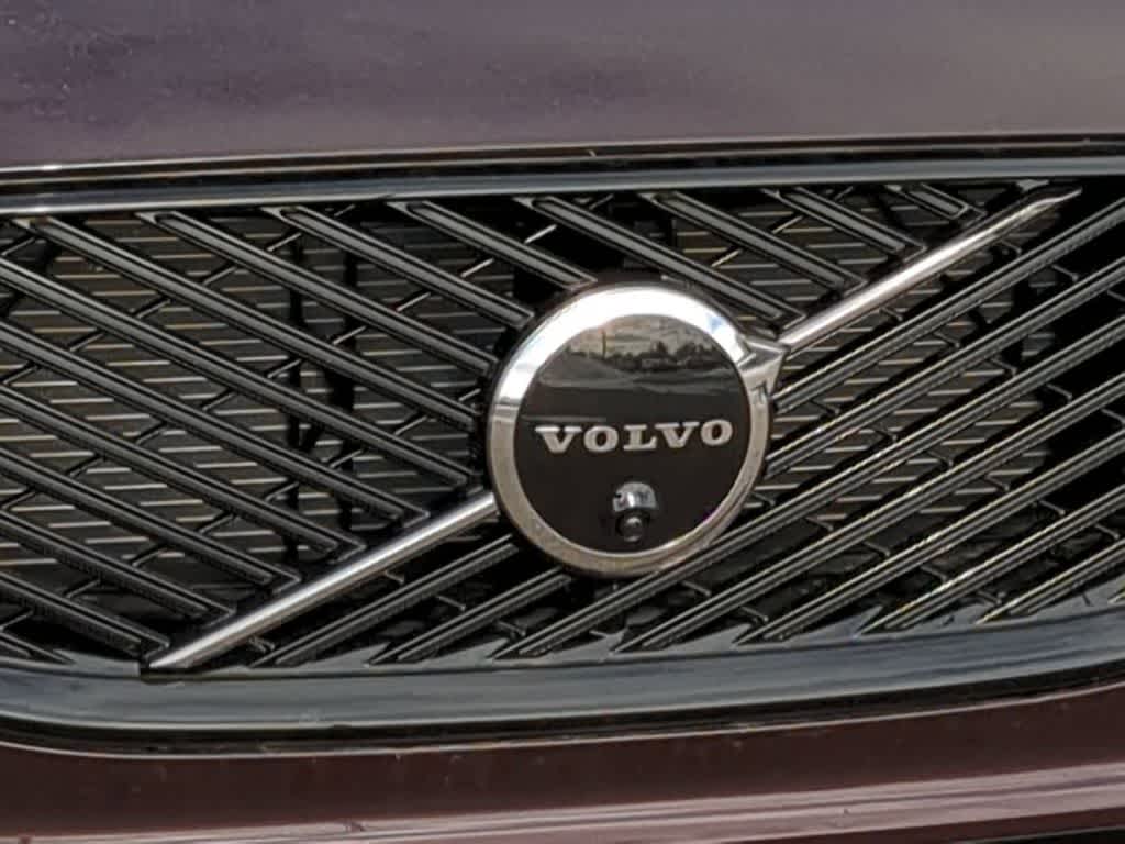 Thumbnail: 2026 Volvo XC60 - 11