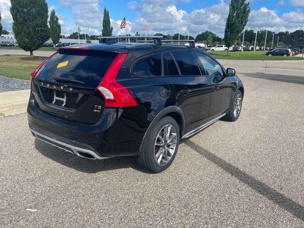 Thumbnail: 2018 Volvo S60 - 5